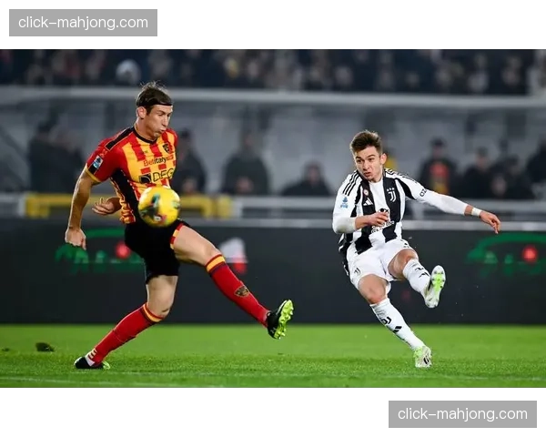 罗马意甲二比二战平那不勒斯 马伦梅开二度难取三分